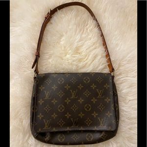 ❌❌SOLD❌❌Louis Vuitton Musette Tango Shoulder bag